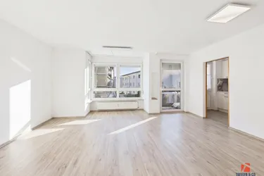 PROVISIONSFREI | Großzügige 3-Zimmer-Wohnung mit Terrasse &amp; Tiefgaragenstellplatz in Kufstein