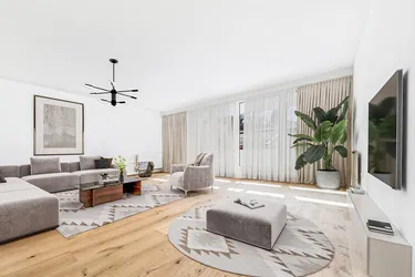 Erstbezug nach Sanierung: 3-Zimmer Wohnung im Stadtzentrum
