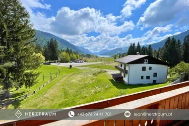 Exklusive Haushälfte mit See- und Bergblick || 4 Zimmer, Balkon, Terrasse || Toplage Oberdorf ||
