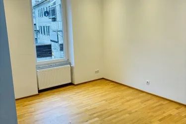 Schöne 4-Zimmer-Wohnung in Graz: Balkon, Badewanne, ideal für Ihr neues Zuhause!