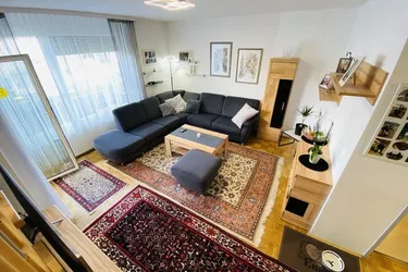 Zeltweg: Top-gepflegte 4 Zimmer-Eigentumswohnung mit Balkon &amp; Tiefgarage in ruhiger Lage