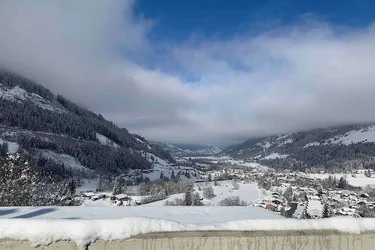 Expose Freundliche 3-Raum-EG-Wohnung mit EBK und Balkon in Bad Gastein