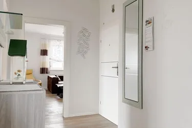Wohnen wie im Haus – GARTEN | 4 Zimmer || Wohnung mit Gartenanteil