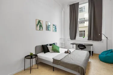dreamfactory 1120 // Co-Living for Students &amp; Young Professionals 