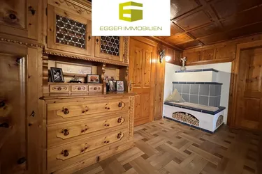 CHARMANTES HOLZHAUS MIT VIEL PLATZ FÜR GÄSTEVERMIETUNG
