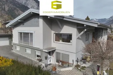 GEPFLEGTES 2 FAMILIENHAUS MIT VIEL PLATZ