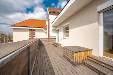 2-Zimmer-Wohnung mit großflächiger Terrasse in 2232 Deutsch-Wagram!
