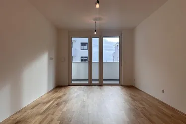 GUT GEPLANTE 3 ZIMMER WOHNUNG MIT LOGGIA + WEITBLICK + FUßBODENHEIZUNG