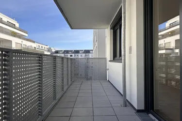 BALKON 2 ZIMMER PERFEKT FÜR SINGLES, PAARE ODER ANLAGEOBJEKT