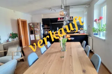 Moderne 3-Zimmerwohnung + NEU ausgebauter Dachboden