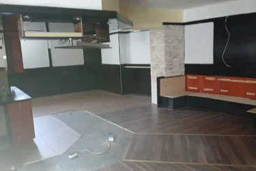 Attraktive Gewerbe-/Bar-Fläche in Wiener Neustadt: 100m² für nur 749€ mtl.