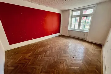 Modernisierungsbedürftige 3 Zimmer Wohnung