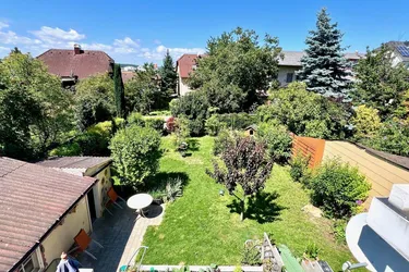 Gemütliches Einfamilienhaus in Horn: Gepflegt mit idyllischen Garten und 2 Terrassen!