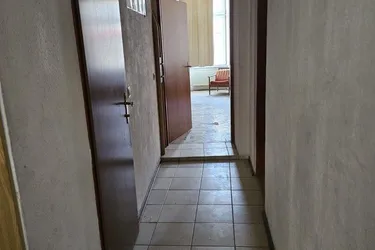 Nähe Radetzkyplatz: sanierungsbedürftige 2-Zimmer Wohnung