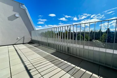 NEUBAU-WOHNTRAUM: WOHLFÜHLEN IM HERZEN VON HIETZING**UNABHÄNGIG SELBST BESICHTIGEN + PERSÖNLICHE BERATUNG GENIESSEN**