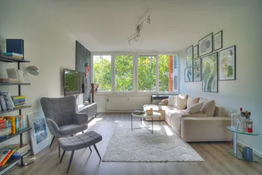 Stilvolle &amp; modernisierte 3-Zimmer Wohnung in der Südstadt!