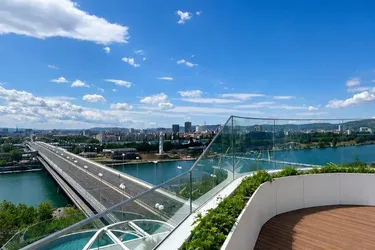 Wohntraum im Danube Tower- Exklusive 5-Zimmer-Wohnung mit 216 m² und 100 m² Balkon