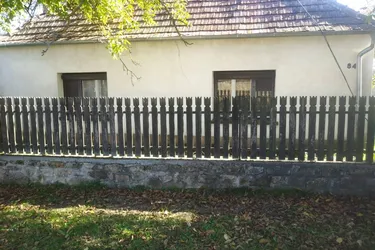 In Csabrendek ein Einfamilienhaus mit 2 Zimmern zum Verkauf