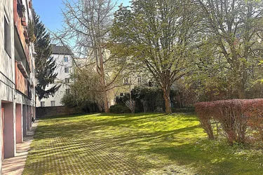 PERFEKTE LAGE - Helle 3-Zimmer-Wohnung mit separater Küche, LOGGIA und Garage nahe Floridsdorfer Bahnhof