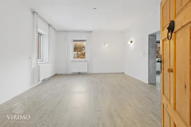 Modernisiertes Mehrfamilienhaus mit zwei separaten Wohneinheiten &amp; großem Garten im Zentrum von Waldhausen