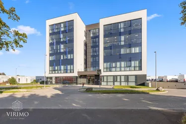 Exklusiver Unternehmensstandort in Leonding – 1.370 m² Bürofläche auf 3 Ebenen mit Dachterrasse &amp; zahlreichen Parkmöglichkeiten