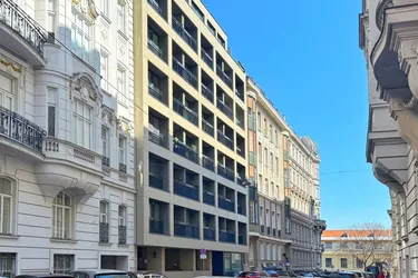 Luxuriöse 4-Zimmer-Wohnung in 1040 Wien mit Balkon und Tiefgaragenstellplatz optional