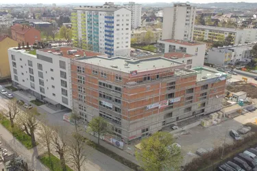 Provisionsfrei - kompakte 2 Zimmer Wohnung mit Loggia, Wels/ Neustadt
