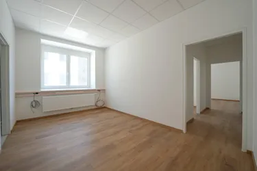Attraktive Praxis in Wels: Erster Bezug, 50m², 3 Zimmer, barrierefrei