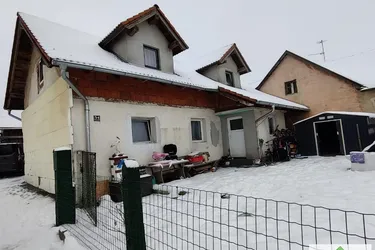 Expose Waldviertel Ruhelage! Teilsaniertes Haus zwischen Vitis (10km) und Gmünd (12km)