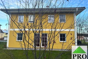 Expose Gelegenheit! Neuwertiges großes Haus in Waidhofen an der Thaya zu verkaufen