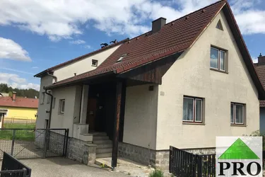 Expose Zweifamilienhaus mit Lift - Behindertengerecht absolute Gelegenheit in Gmünd (Waldviertel) zum Schnäppchenpreis!