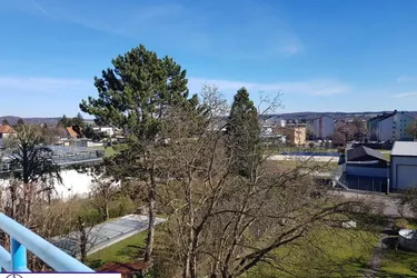 Expose Mietwohnung mit Balkon und Aussicht - Förderung möglich