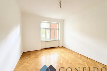WOHNUNGSEIGENTUM AM STÖBERPLATZ - Ansprechende 2 Zimmerwohnung im Altbau!