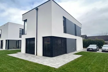 Modernes Einfamilienhaus mit Garten in ruhiger Lage zu mieten. 35 Minuten nach Wien