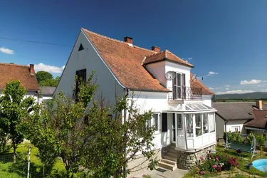 Geräumiges Einfamilienhaus in ruhiger Lage in Großpetersdorf