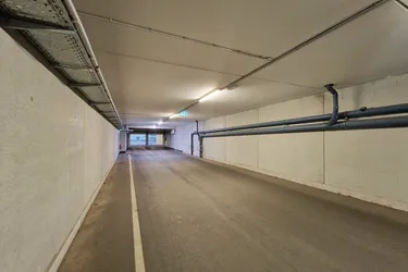 Parkplatzsuche ade! Praktische Tiefgaragenstellplätze nahe Einkaufszentrum Schwechat
