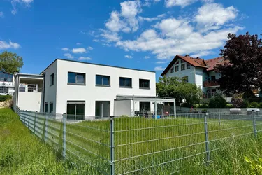DOPPELHAUS in Treffling Erstbezug