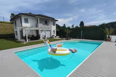 Entspannung pur – Wohnhaus mit Pool, überdachter Terrasse &amp; Sauna nahe Längsee