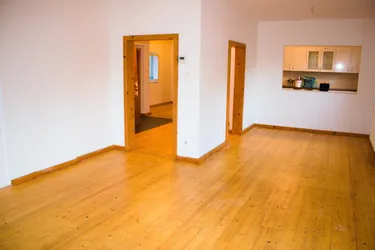 Expose Großzügige renovierte Wohnung zentral in Waidhofen an der Ybbs - provisionsfrei