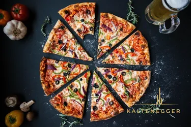 Großes Lokal im 5. Bezirk zu pachten + 2 Wohnungen darüber zu mieten (Kauf GesmbH)