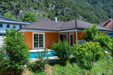 Bungalow mit Pool in Top-Lage in Zirl