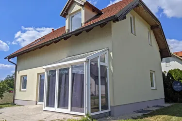 "SONNENLAGE DONAUSTADT"