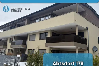 Exklusive Dachgeschosswohnung mit mehreren Außenflächen – Abtsdorf 179, Nähe Attersee