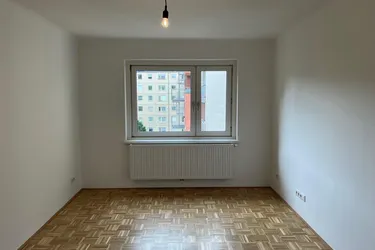 Leithastraße - hofseitiger 2 Zimmer Neubau im 4. Liftstock