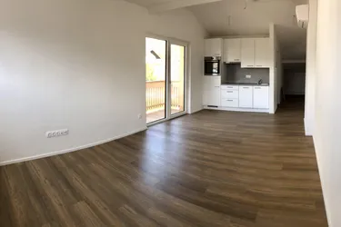 Neuwertige 2-Zimmer-Wohnung mit Klimaanlage &amp; geringe Betriebskosten