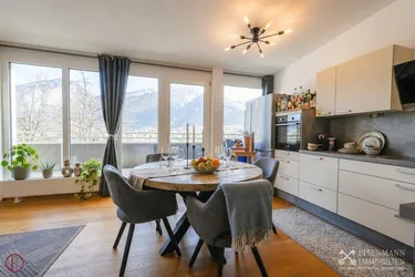 Ihr privater Logenplatz in Innsbruck: Moderne 2-Zimmer-Wohnung mit alpinem Panorama