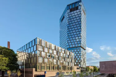 BODNER Gruppe - „Wo Visionen Raum bekommen: Büros im QUADRILL Tower, Linz“