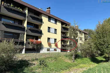 gemütliche 3 Zimmerwohnung mit Loggia und PKW-Stellplatz