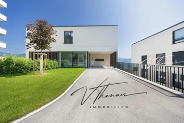 Im Einklang mit See und Stil. Hochwertige Luxusresidenz in privilegierter Lage von Gmunden