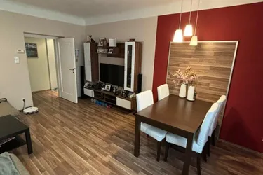 Helle 3-Zimmer-Eigentumswohnung in zentraler Lage